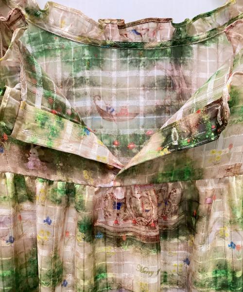 yukiemon（ユキエモン）yukiemon (ユキエモン) カルーセルチュニック ベージュ×グリーン サイズ:3L 未使用品の古着・服飾アイテム