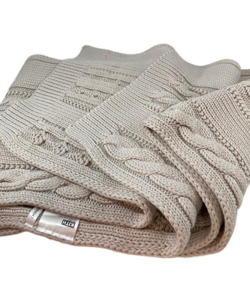 KITH（キス）KITH (キス) ロゴ刺繍 ウォッシュ加工 ニットスカーフ ベージュの古着・服飾アイテム