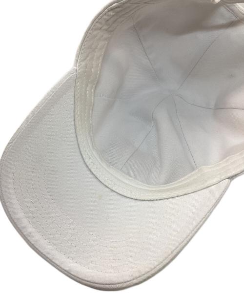 KITH（キス）KITH (キス) 刺繍デザインキャップ ホワイトの古着・服飾アイテム