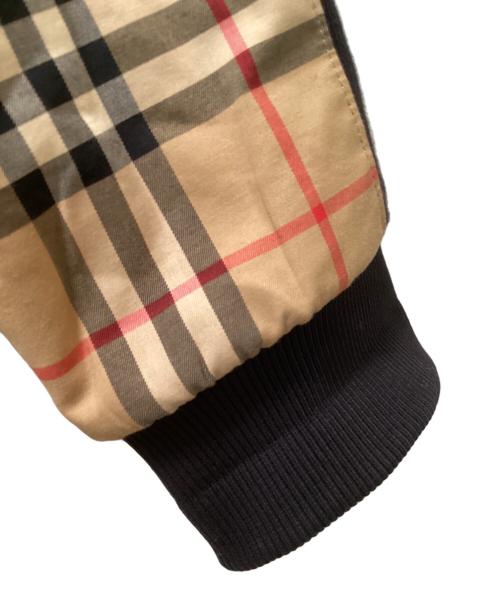 BURBERRY（バーバリー）BURBERRY (バーバリー) アームロゴチェック ジップパーカー ブラック サイズ:Sの古着・服飾アイテム