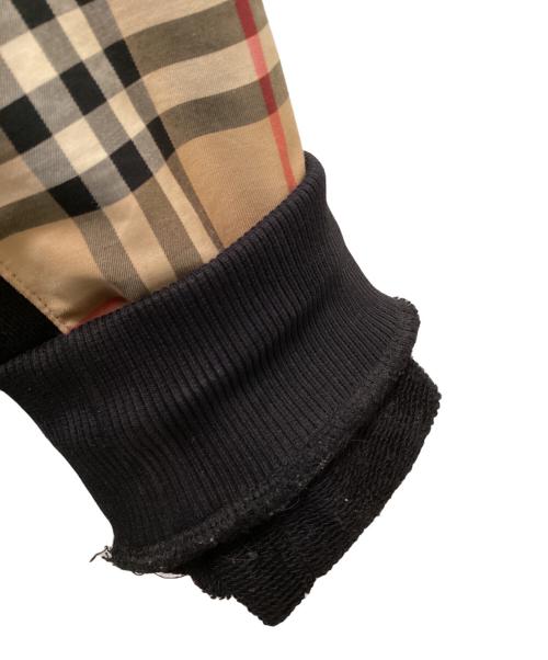 BURBERRY（バーバリー）BURBERRY (バーバリー) アームロゴチェック ジップパーカー ブラック サイズ:Sの古着・服飾アイテム