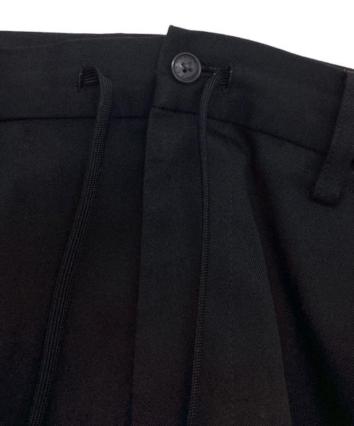 FUMITO GANRYU（フミトガンリュウ）FUMITO GANRYU (フミトガンリュウ) 3Dカット イージー テーパードパンツ ブラック サイズ:2の古着・服飾アイテム