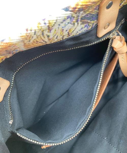 Vivienne Westwood（ヴィヴィアンウエストウッド）Vivienne Westwood (ヴィヴィアンウエストウッド) 芸術デザイントートバッグ マルチカラーの古着・服飾アイテム