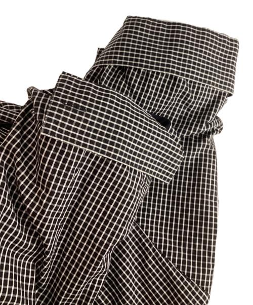 KRIS VAN ASSCHE（クリス ヴァン アッシュ）KRIS VAN ASSCHE (クリス ヴァン アッシュ) 変形チェックシャツ ブラック サイズ:44の古着・服飾アイテム