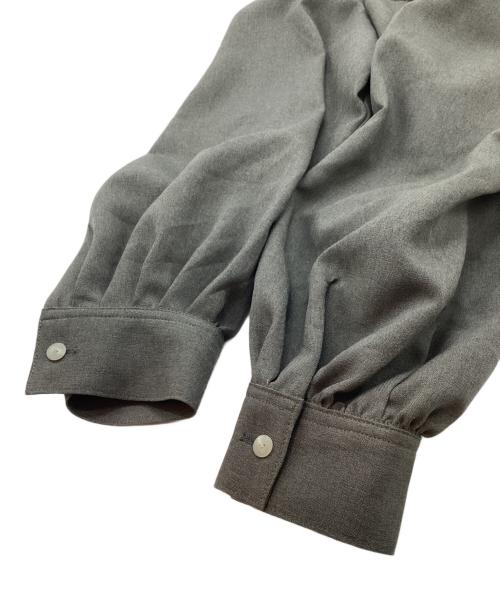 foufou（フーフー ザドレス）foufou (フーフー) ハイネックブラウス グレー サイズ:Freeの古着・服飾アイテム