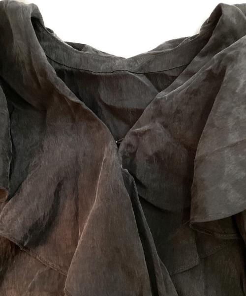 SALON adam et rope'（サロンアダムエロペ）SALON adam et rope' (サロンアダムエロペ) ビンテージライクラッフルカラーブラウス グレー サイズ:SIZE F 未使用品の古着・服飾アイテム