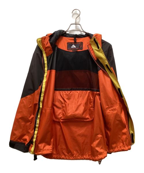 NIKE ACG（ナイキエーシージー）NIKE ACG (ナイキエージーシー) マウンテンパーカー オレンジ×グレー サイズ:XLの古着・服飾アイテム