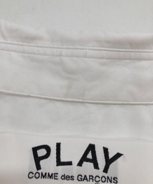 PLAY COMME des GARCONS（プレイコムデギャルソン）PLAY COMME des GARCONS (プレイ コムデギャルソン) ワンポイントハートワッペンシャツ ホワイト サイズ:Mの古着・服飾アイテム