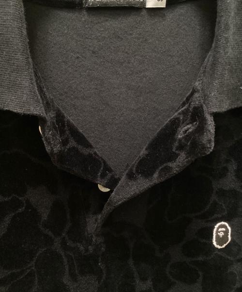 A BATHING APE（ア ベイシング エイプ）A BATHING APE (ア ベイシング エイプ) ジャガードカモ パイル地ポロシャツ ブラック サイズ:Sの古着・服飾アイテム