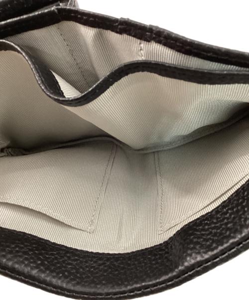 ear PAPILLONNER（イアパピヨネ）ear PAPILLONNER (イアパピヨネ) PEZ (ペッツ) コラボコンパクトウォレット ブラック 未使用品の古着・服飾アイテム