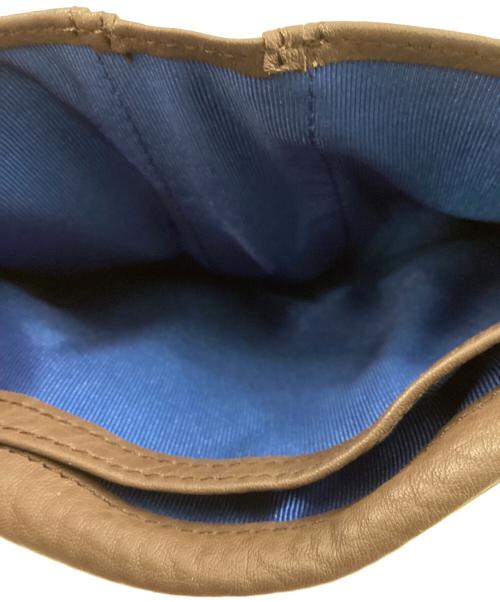 ear PAPILLONNER（イアパピヨネ）ear PAPILLONNER (イアパピヨネ) 牛革がま口二つ折り財布 ブラウン 未使用品の古着・服飾アイテム