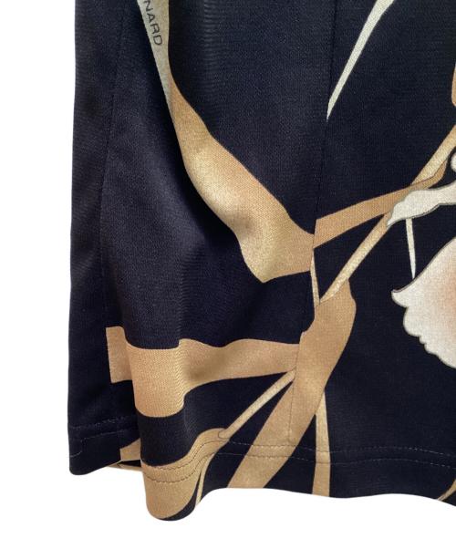 LEONARD（レオナール）LEONARD (レオナール) ジャージーノースリーブカットソー ブラック×ベージュ サイズ:Lの古着・服飾アイテム