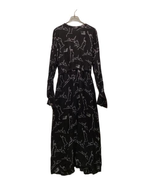 PHEENY（フィーニー）PHEENY (フィーニー) NYCプリントバックオープンワンピース ブラック サイズ:Fの古着・服飾アイテム