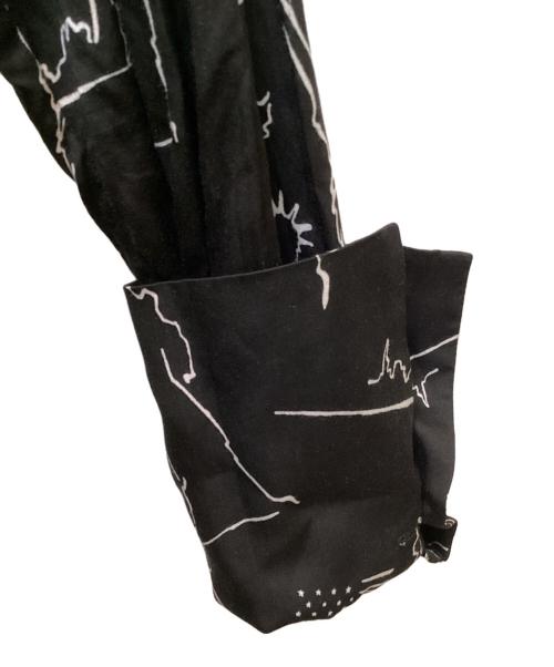 PHEENY（フィーニー）PHEENY (フィーニー) NYCプリントバックオープンワンピース ブラック サイズ:Fの古着・服飾アイテム