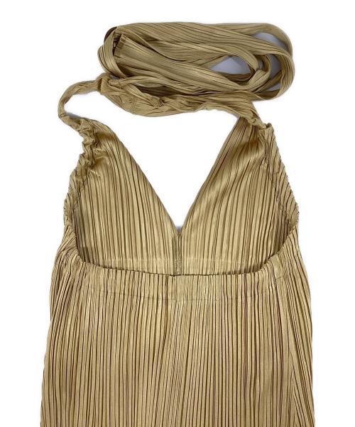 PLEATS PLEASE（プリーツプリーズ）PLEATS PLEASE (プリーツプリーズ) ホルターネックプリーツワンピース ベージュ サイズ:2の古着・服飾アイテム