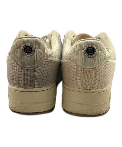 NIKE（ナイキ）NIKE (ナイキ) stussy (ステューシー) エアフォース 1 ロー アイボリー サイズ:27の古着・服飾アイテム
