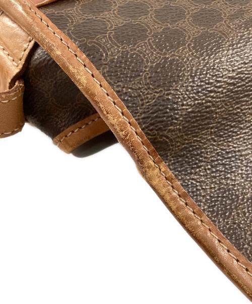 CELINE（セリーヌ）CELINE (セリーヌ) ブラゾン型押しマカダムショルダーバッグ ブラウンの古着・服飾アイテム