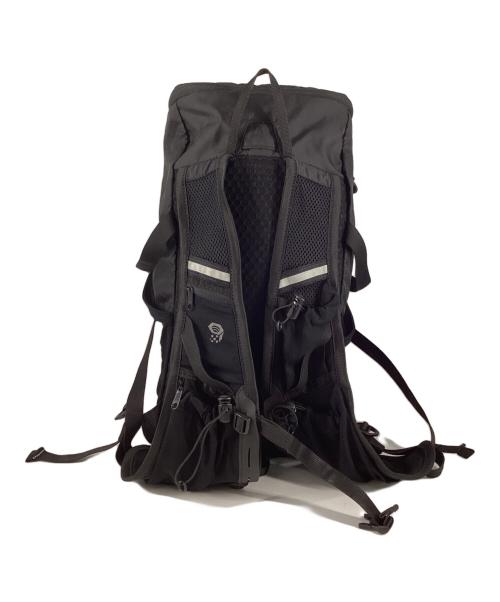 MOUNTAIN HARD WEAR（マウンテンハードウェア）MOUNTAIN HARD WEAR (マウンテンハードウェア) フリューイッド 16 V.3 バックパック ブラックの古着・服飾アイテム