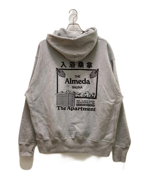 Champion REVERSE WEAVE（チャンピオン リバース ウィーブ）Champion REVERSE WEAVE (チャンピオン リバース ウィーブ) The Almeda Club (ザアラメダクラブ) コラボアパートメントプルオーバーパーカー グレー サイズ:ＸＬの古着・服飾アイテム