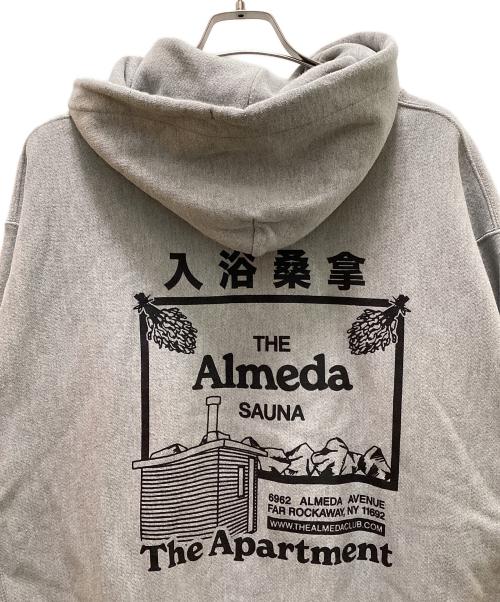 Champion REVERSE WEAVE（チャンピオン リバース ウィーブ）Champion REVERSE WEAVE (チャンピオン リバース ウィーブ) The Almeda Club (ザアラメダクラブ) コラボアパートメントプルオーバーパーカー グレー サイズ:ＸＬの古着・服飾アイテム