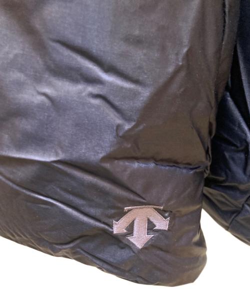 Descente ALLTERRAIN 81（デサントオルテライン）Descente ALLTERRAIN 81 (デサントオルテライン) STABRIDGE (スタブリッジ) コラボ3WAYワールドツアーダウンジャケット ネイビー サイズ:O 未使用品の古着・服飾アイテム