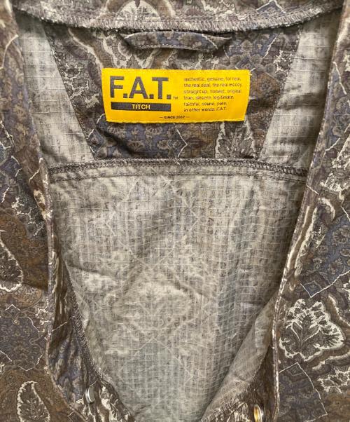FAT（エフエーティー）FAT (エフエーティー) LIBERTY (リバティ) ダマスクデザインスナップカーディガン グレー サイズ:TITCHの古着・服飾アイテム