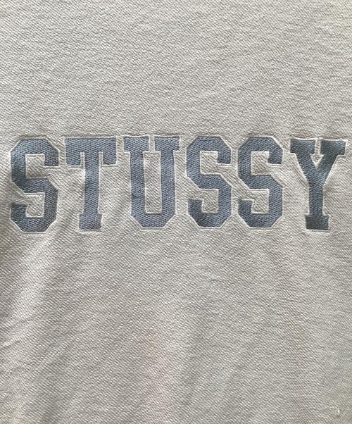 stussy（ステューシー）stussy (ステューシー) ロゴワッペンTシャツ ホワイト サイズ:Mの古着・服飾アイテム