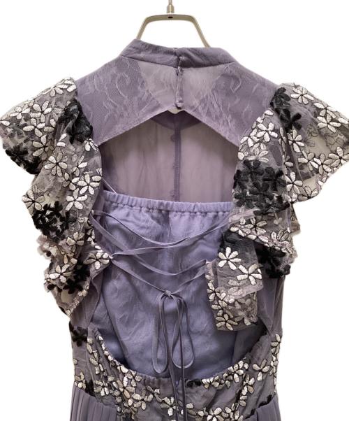 FRAY ID（フレイ アイディー）FRAY ID (フレイ アイディー) エンブロイダリープリーツドレス パープルの古着・服飾アイテム