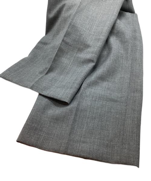 Spick and Span（スピック＆スパン）Spick and Span (スピックアンドスパン) ハイブリッドダブルクロスワンタックパンツ グレー サイズ:40の古着・服飾アイテム