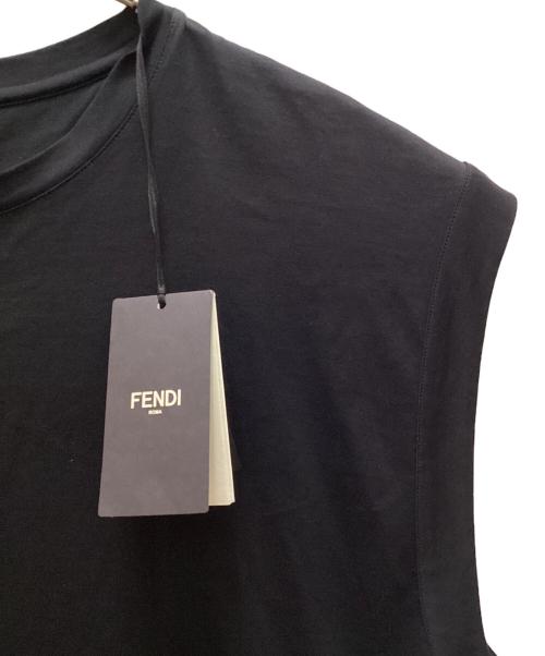 FENDI（フェンディ）FENDI (フェンディ) ロゴパッチノースリーブカットソー ブラック サイズ:XLの古着・服飾アイテム