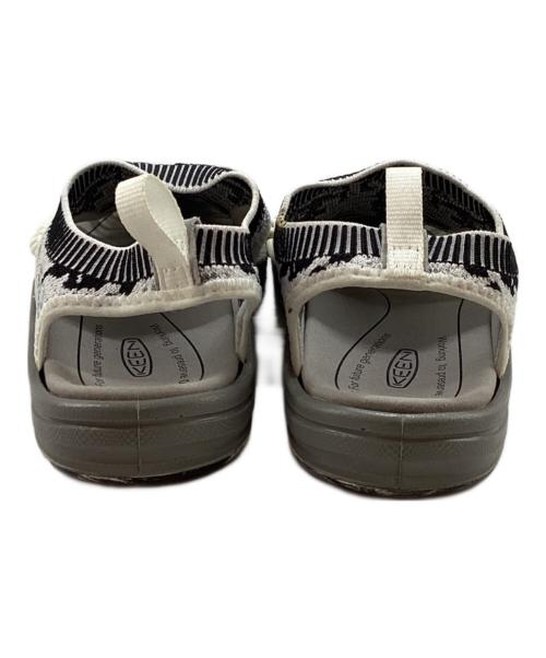 KEEN（キーン）KEEN (キーン) ユニークエヴォ ホワイト サイズ:26の古着・服飾アイテム