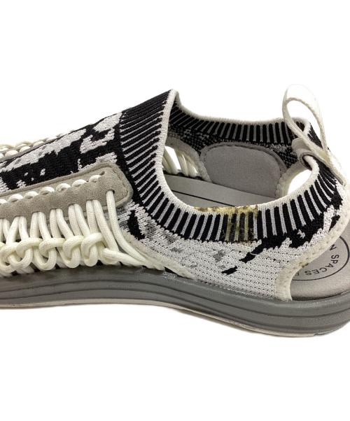 KEEN（キーン）KEEN (キーン) ユニークエヴォ ホワイト サイズ:26の古着・服飾アイテム