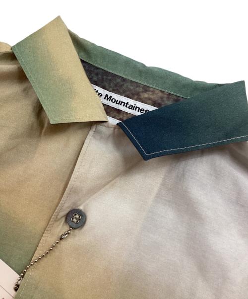 WHITE MOUNTAINEERING（ホワイトマウンテ二アニング）WHITE MOUNTAINEERING (ホワイトマウンテ二アニング) フォトプリントオープンカラーシャツ グレー×ベージュ サイズ:3の古着・服飾アイテム