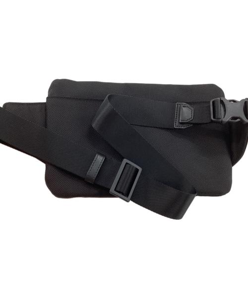 BLACK LABEL CRESTBRIDGE（ブラックレーベル クレストブリッジ）BLACK LABEL CRESTBRIDGE (ブラックレーベル クレストブリッジ) ボディバッグ ブラックの古着・服飾アイテム