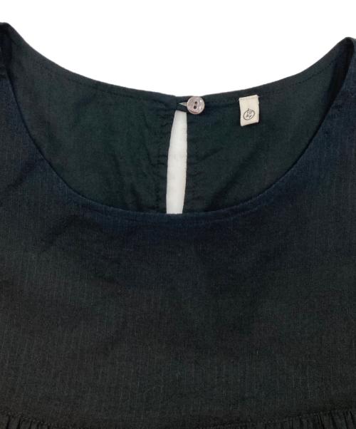 BEARDSLEY（ビアズリー）BEARDSLEY (ビアズリー) シャドーストライプティアードワンピース ブラック サイズ:FREEの古着・服飾アイテム