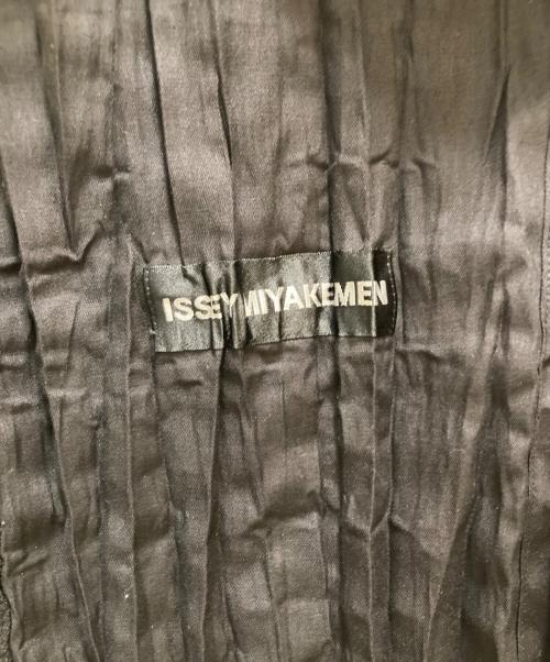 ISSEY MIYAKE MEN（イッセイミヤケメン）ISSEY MIYAKE MEN (イッセイミヤケメン) プリーツ加工テーラードジャケット ブラック サイズ:3の古着・服飾アイテム