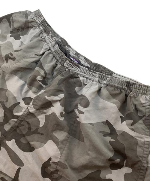 Patagonia（パタゴニア）Patagonia (パタゴニア) カモフラ バギーズショーツ グレー サイズ:XLの古着・服飾アイテム
