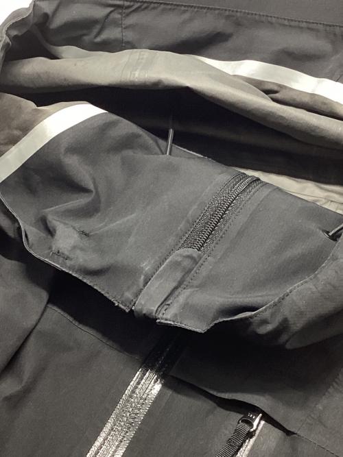 GOLDWIN（ゴールドウイン）GOLDWIN (ゴールドウイン) ゴアテックス マウンテンプルオーバー ブラック サイズ:Mの古着・服飾アイテム