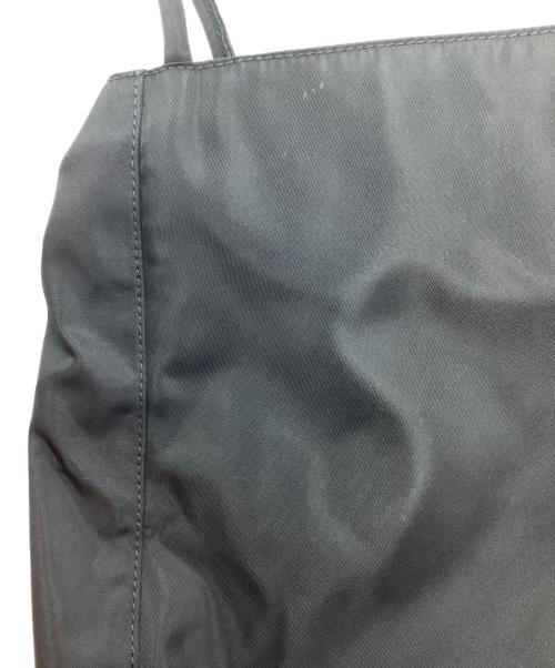 PRADA（プラダ）PRADA (プラダ) サイド三角プレートナイロントートバッグ ブラックの古着・服飾アイテム