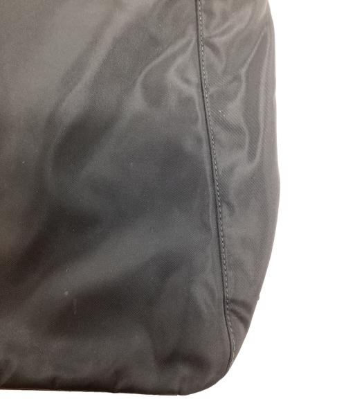 PRADA（プラダ）PRADA (プラダ) サイド三角プレートナイロントートバッグ ブラックの古着・服飾アイテム