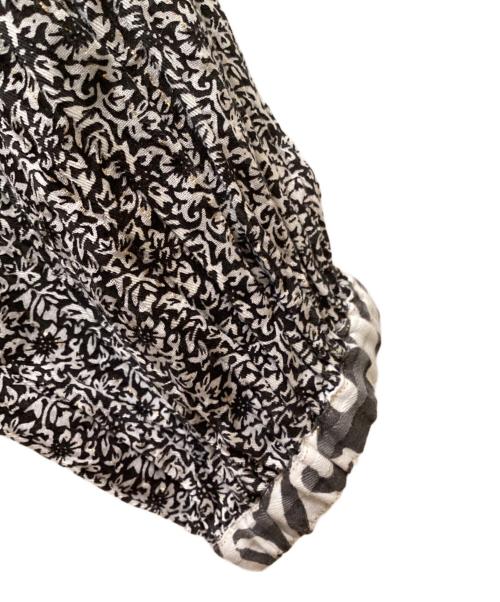 sara mallika（サラマリカ）sara mallika (サラマリカ) ダブルフラワープリントワンピース ブラック サイズ:Free 未使用品の古着・服飾アイテム