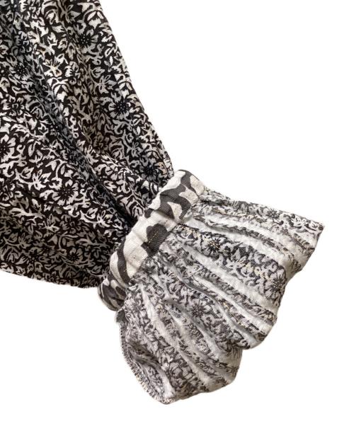 sara mallika（サラマリカ）sara mallika (サラマリカ) ダブルフラワープリントワンピース ブラック サイズ:Free 未使用品の古着・服飾アイテム