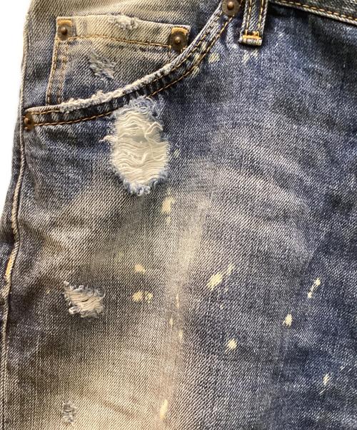 DSQUARED2（ディースクエアード）DSQUARED2 (ディースクエアード) ダメージ加工デニムハーフパンツ インディゴ サイズ:size50の古着・服飾アイテム