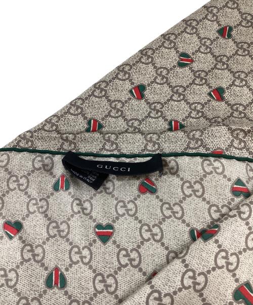 GUCCI（グッチ）GUCCI (グッチ) GG ハート シェリーライン シルクスカーフ ベージュの古着・服飾アイテム