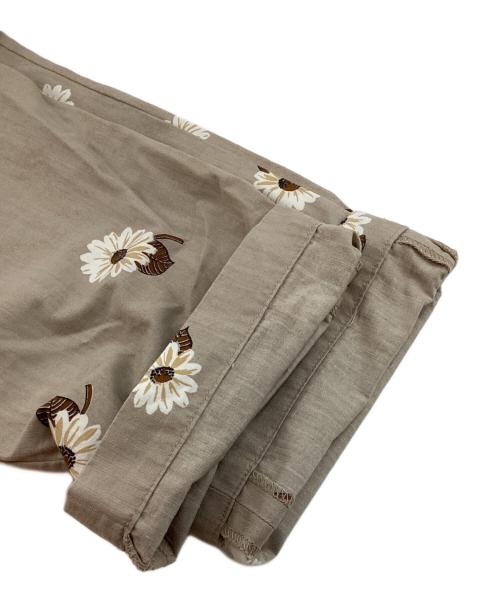 45R（フォーティファイブ・アール）45R (フォーティファイブ・アール) デイジープリントパンツ ベージュ サイズ:2の古着・服飾アイテム