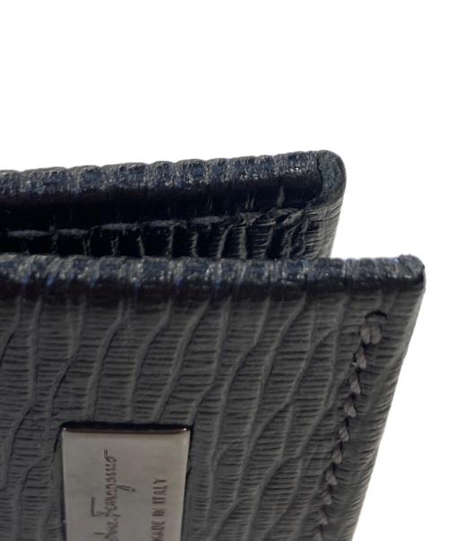 Salvatore Ferragamo（サルヴァトーレ フェラガモ）Salvatore Ferragamo (サルヴァトーレ フェラガモ) レザーカードケース ブラックの古着・服飾アイテム