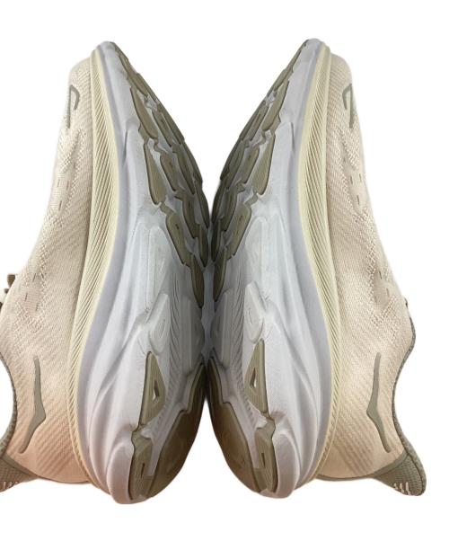 HOKAONEONE（ホカオネオネ）HOKAONEONE (ホカオネオネ) クリフトン 9 ワイド ホワイト サイズ:26cmの古着・服飾アイテム