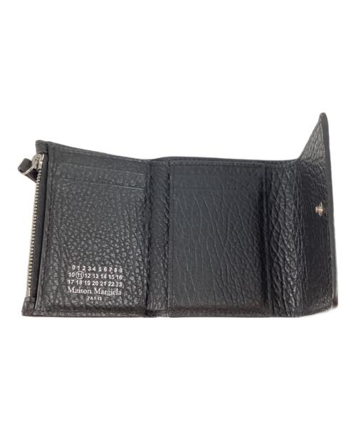 Maison Margiela（メゾンマルジェラ）Maison Margiela (メゾンマルジェラ) グレインレザースリーフォールドウォレット ブラックの古着・服飾アイテム