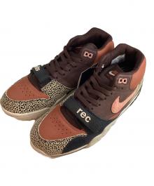 NIKE SB×Arts-Rec Skateshop（ナイキエスビー）の古着「エアトレーナー1 QS ローカットスニーカー」｜ブラウン