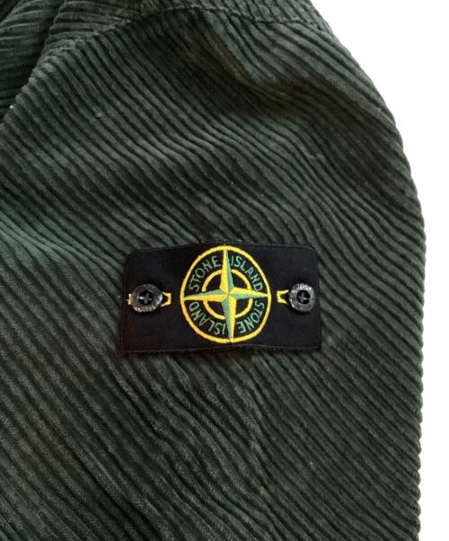 STONE ISLAND（ストーンアイランド）STONE ISLAND (ストーンアイランド) CORDUROY GARMENT DYED CREWNECK グリーン サイズ:Mの古着・服飾アイテム